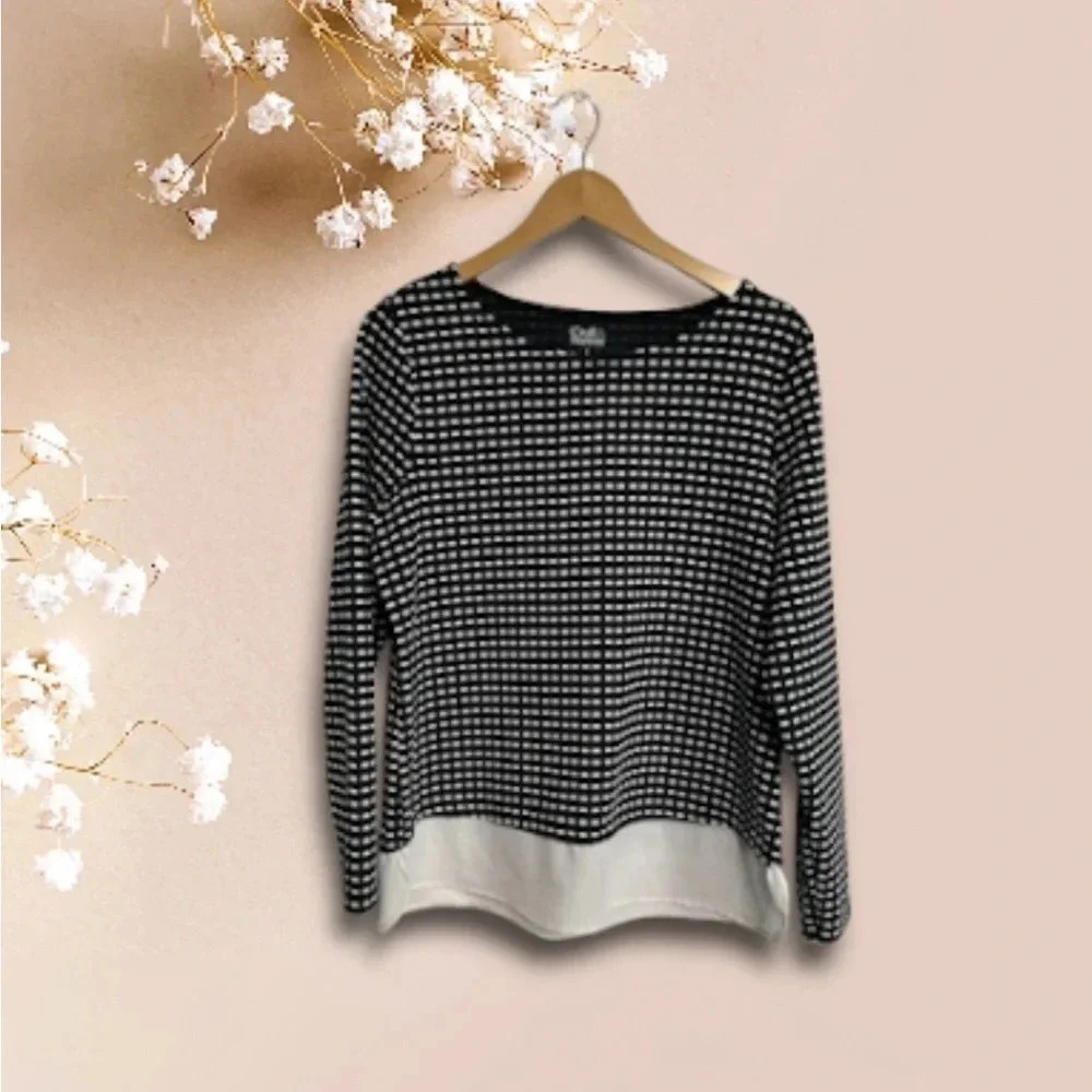 Croft & Barrow Womens Size (L) Black White Geometric Print L/S Dual Look Top‎